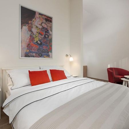 Rooms Karolina Funtana Εξωτερικό φωτογραφία