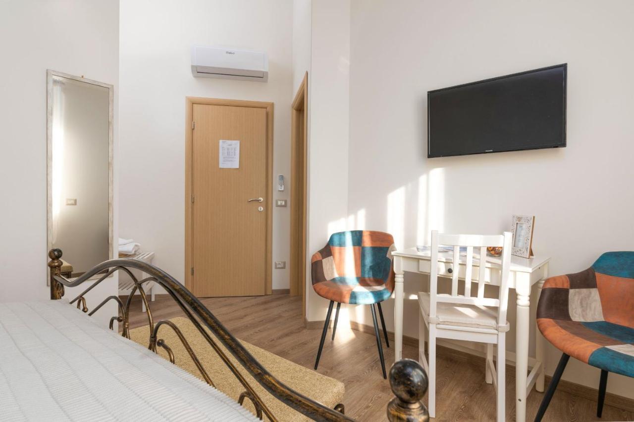 Rooms Karolina Funtana Εξωτερικό φωτογραφία