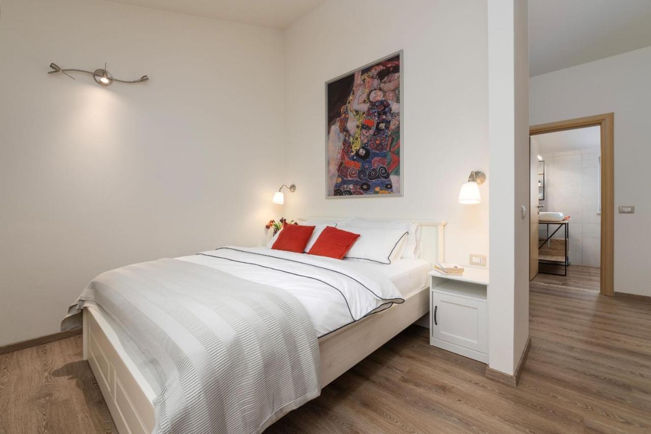 Rooms Karolina Funtana Εξωτερικό φωτογραφία