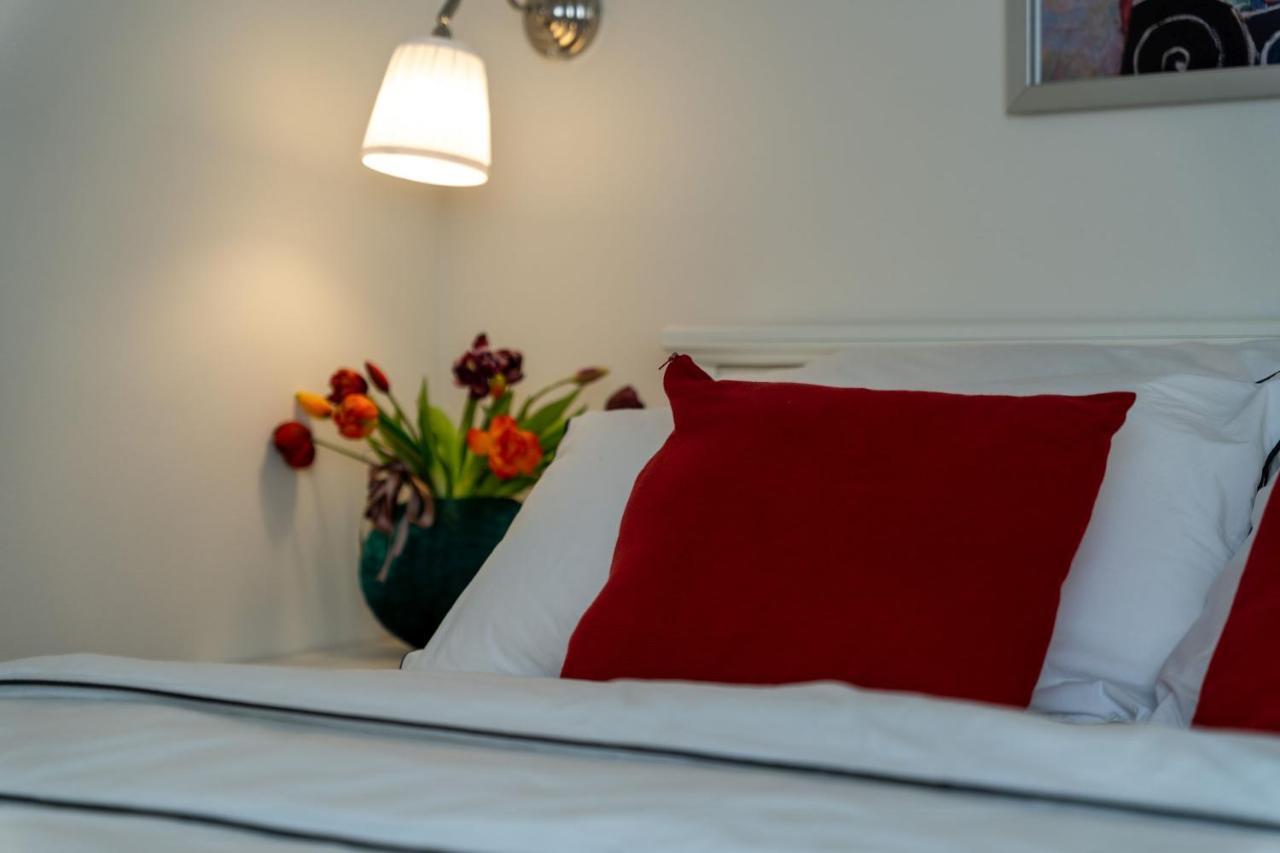 Rooms Karolina Funtana Εξωτερικό φωτογραφία